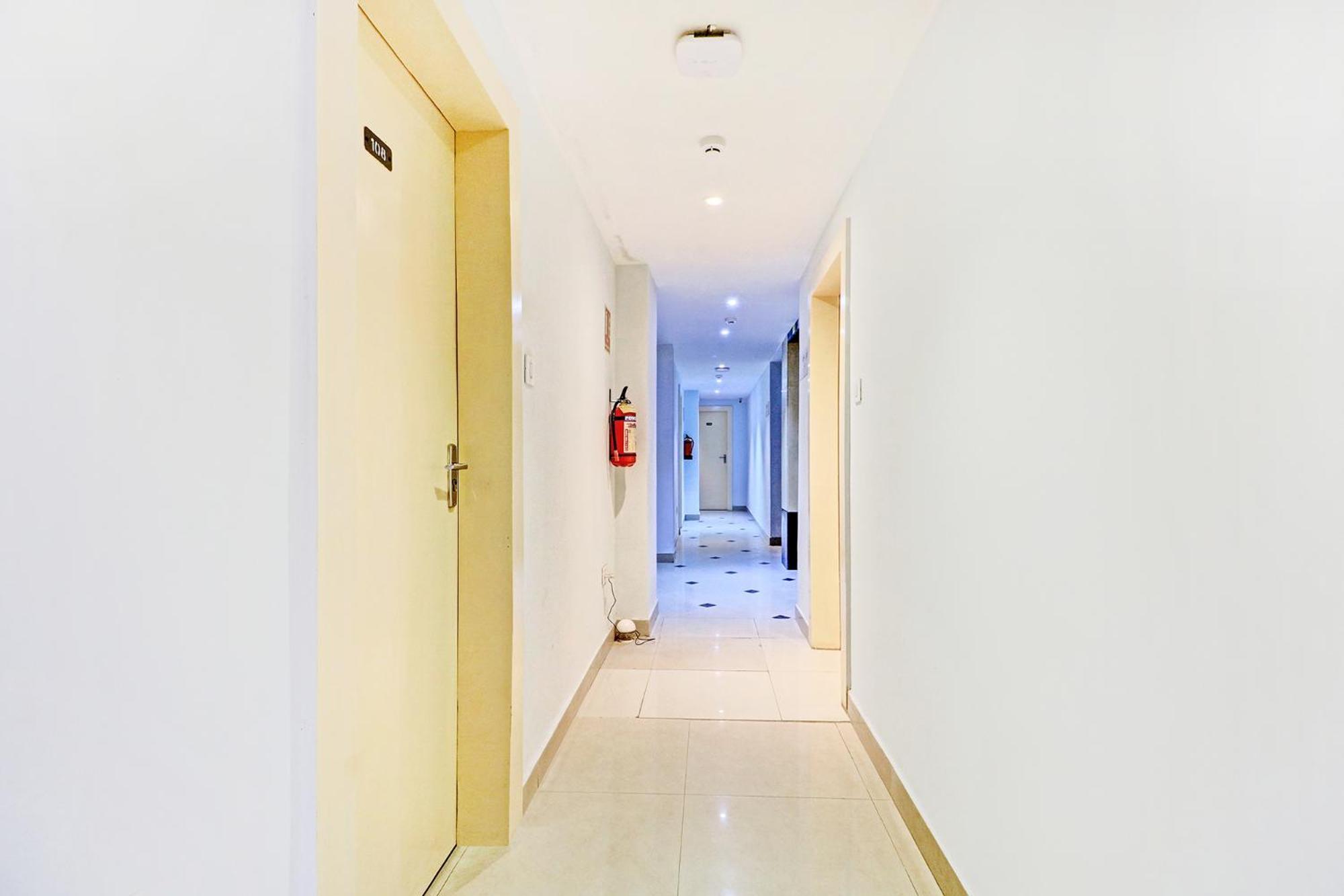 Fabhotel Azure Sky - Nr Ruby Hospital Jādabpur Exterior foto